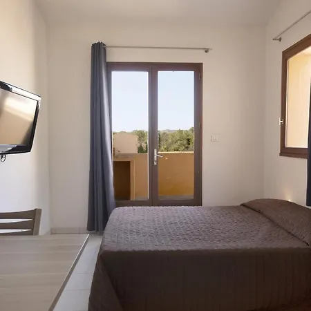 Residence Lago Verde 2* بورتو فيكشْيو