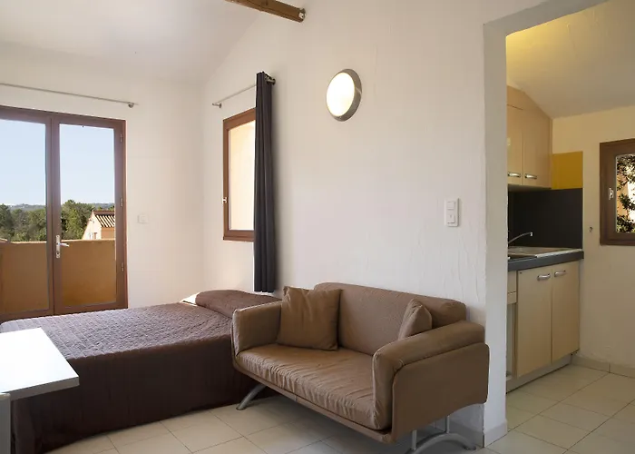 Lägenhetshotell Residence Lago Verde 4*