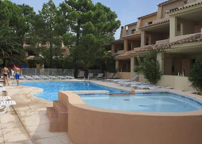 Residence Lago Verde Aparthotel 4*